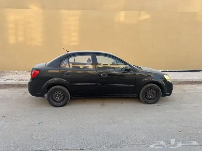 سيارة كيا ريو 1