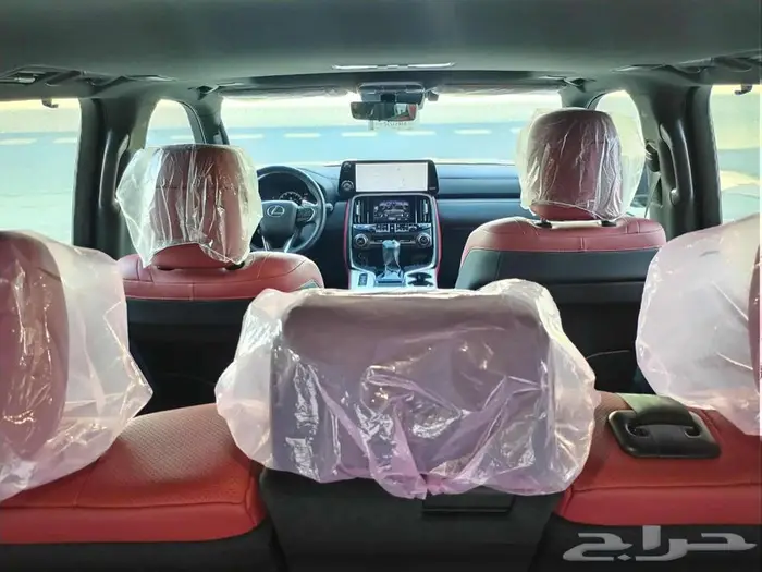 لكزس 2024 LX600 F-SPORT العداد 44 الف كم 12