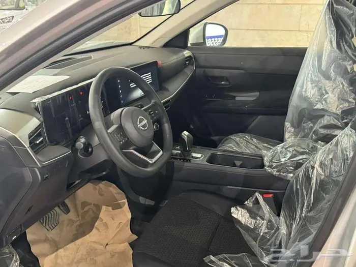 نيسان كيكس 2025 استاندرد 18