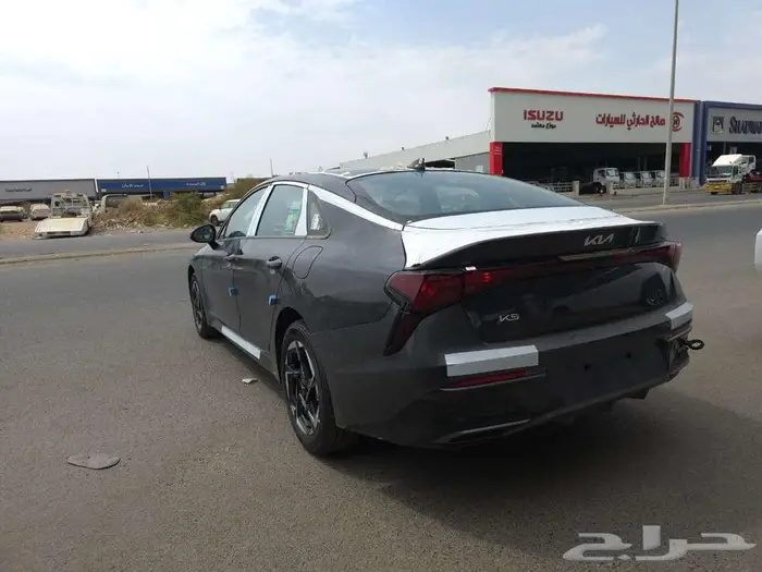 كيا k5 موديل 2025 نقدي و تاجير منتهي بالتمليك 5