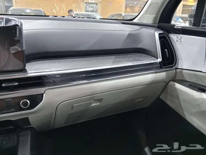 كيا سورنتو GL هايبرد 2025 العائليه 10