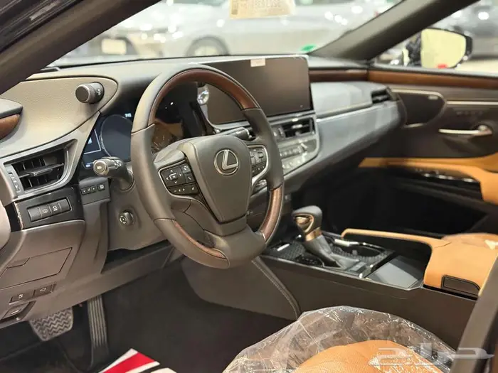 لكزس ES350 DD موديل 2025 الفخامة والأداء المتميز 6