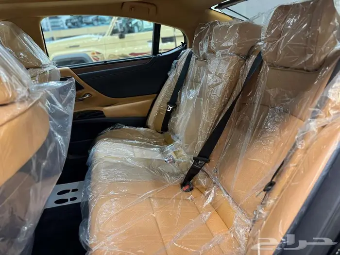 لكزس ES350 DD موديل 2025 الفخامة والأداء المتميز 13