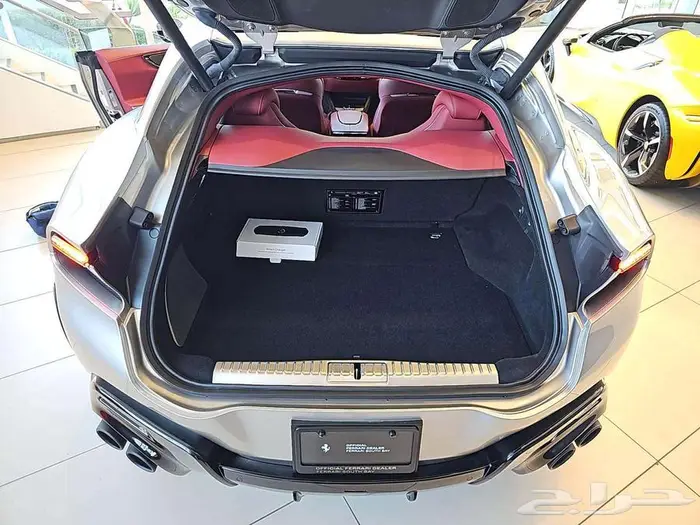 2025 Ferrari Purosangue 17