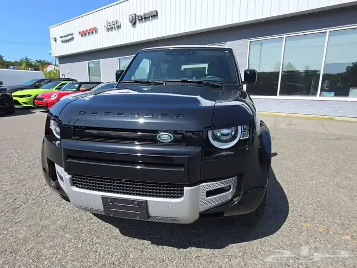 2023 Land Rover Defender 90 S 0