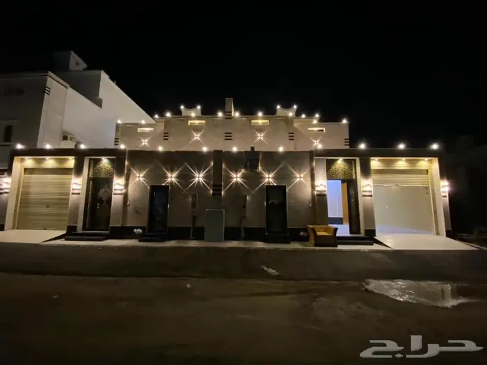 فرصةثمينةفلل دبلكسات دور وملحق مخطط الرياض ج للبيع بسعرمغري 1