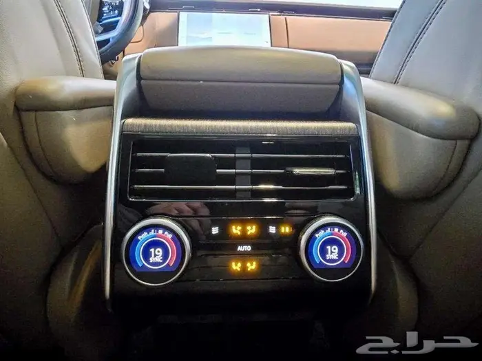 رانج روفر فوج موديل- SE P400 - 2023 ب 380 الف ريال 10