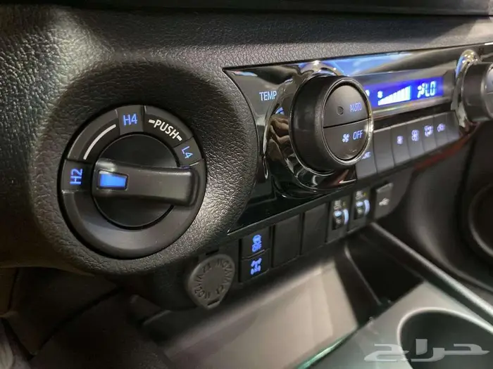 هايلوكس غمارتين S-GLX 4 4 اوتوماتيك بنزين 2025 22