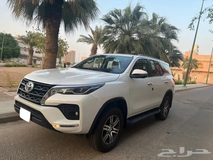للبيع تويوتا فورتشنر 2023 6 سلندر نظيفة جدا 0