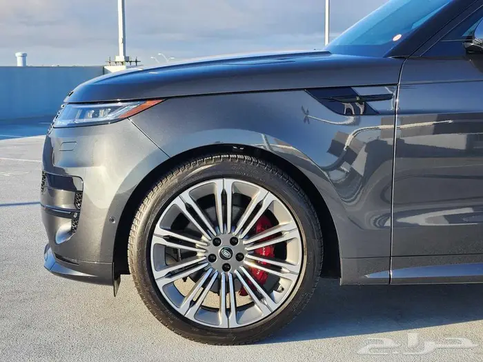 رنج سبورت دايناميك فل كامل 2024 لقطة 4