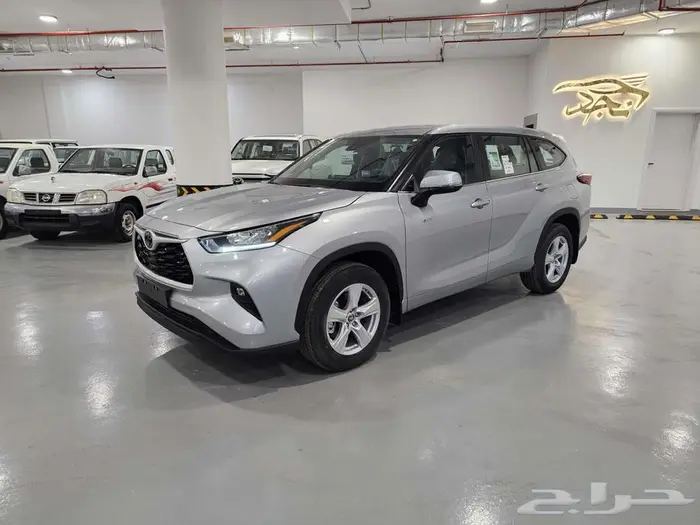 تويوتا هايللندر LE4x4 استاندر 2025 0