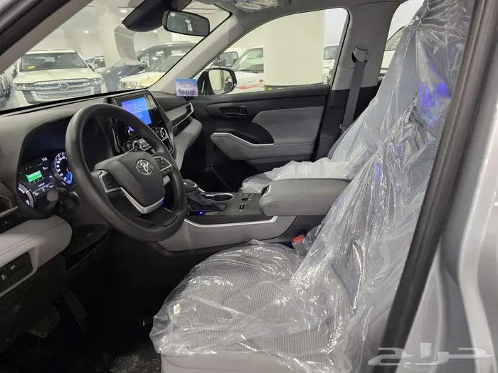 تويوتا هايللندر LE4x4 استاندر 2025 18