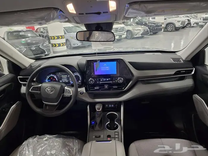 تويوتا هايللندر LE4x4 استاندر 2025 24