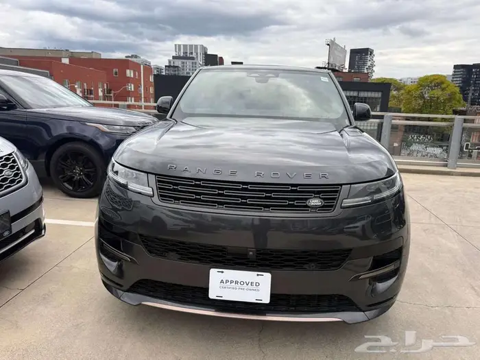 رنج روفر اسبورت موديل 2025 - HSE ب 370 الف ريال 1