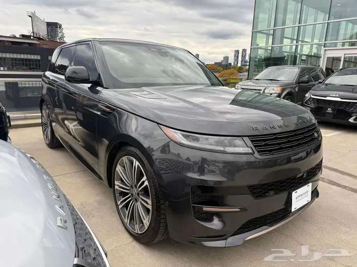 رنج روفر اسبورت موديل 2025 - HSE ب 370 الف ريال 2