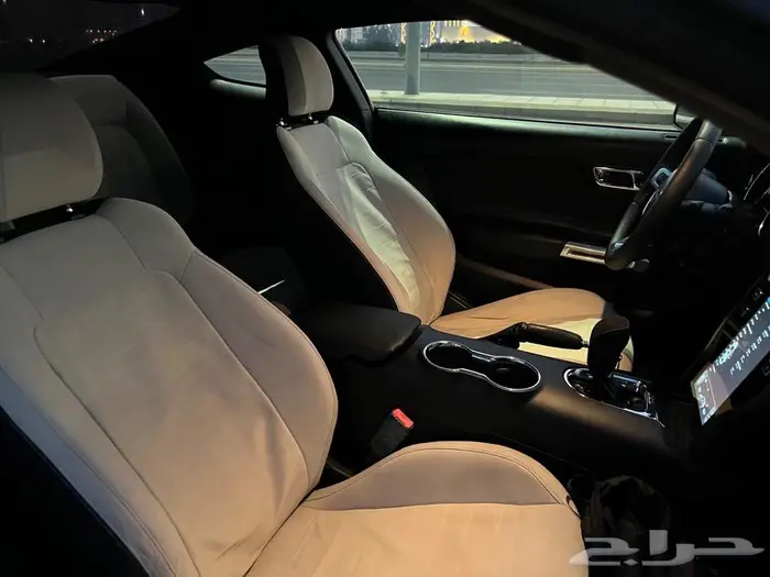 فورد موستنج 2015 -V6 6