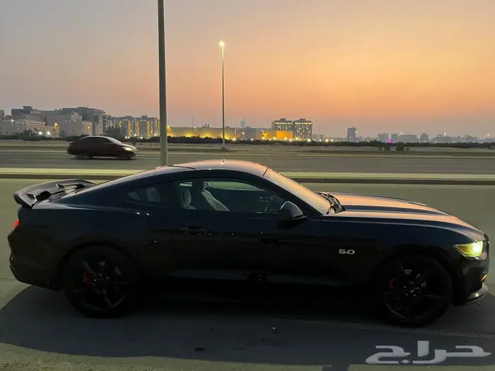 فورد موستنج 2015 -V6 4