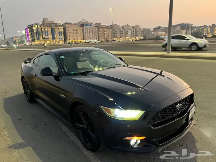 فورد موستنج 2015 -V6 0