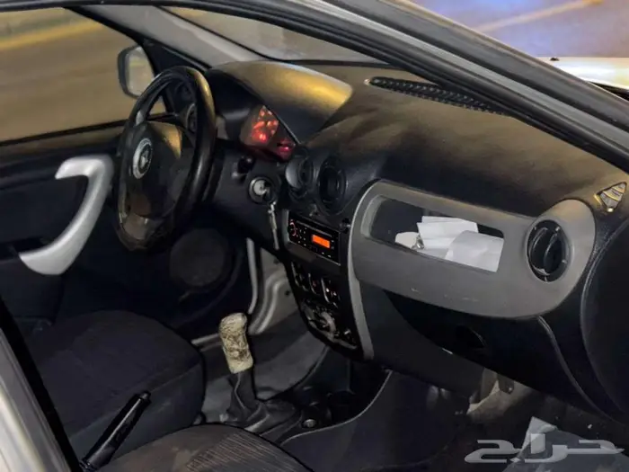 رينو لوجان 2012 4