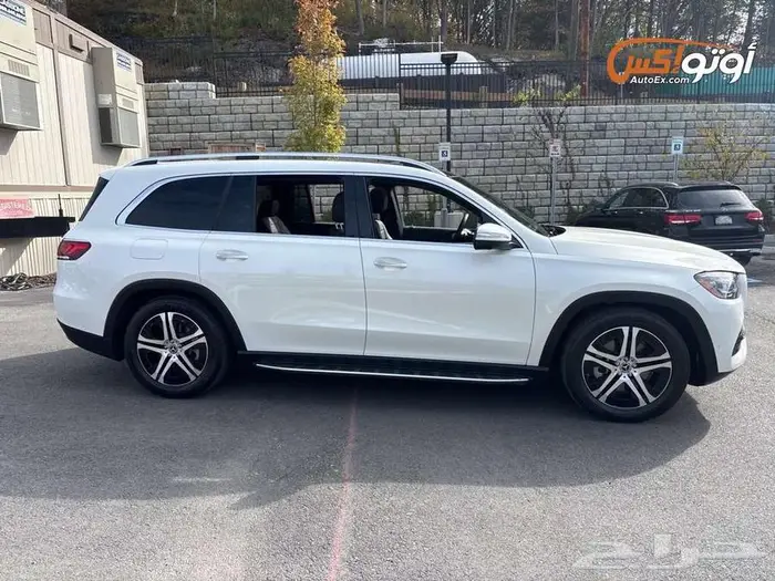 2023 مرسيدس GLS 450 2