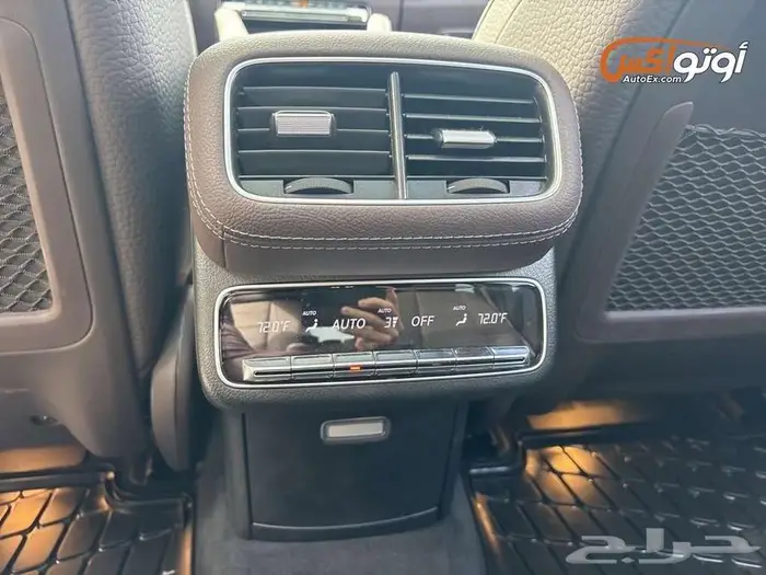 2023 مرسيدس GLS 450 8