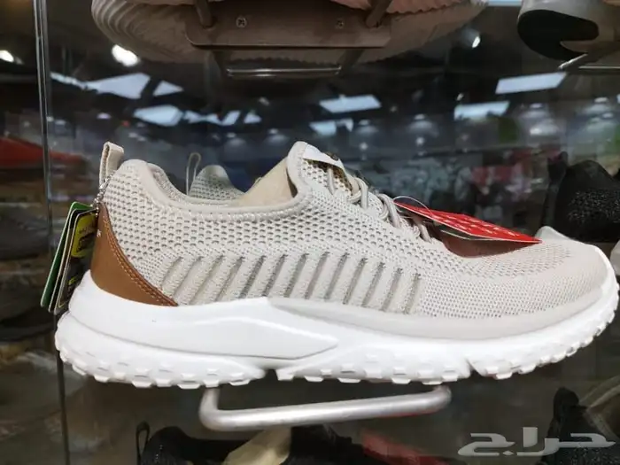 شوزات ماركات اصليه 10