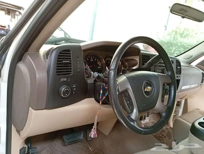 سلفرادو 2012 Z71 نظيف 6
