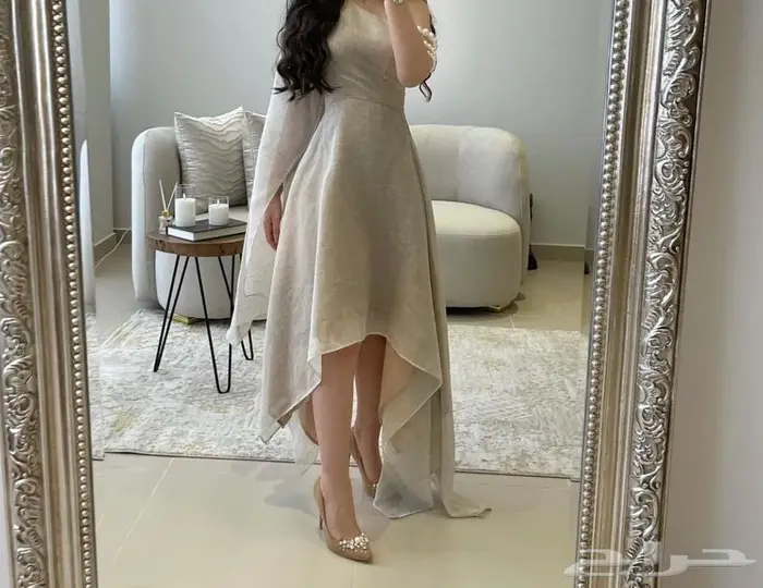 فستان للبيع مقاس سمول وميديم فخم من مصممه 0