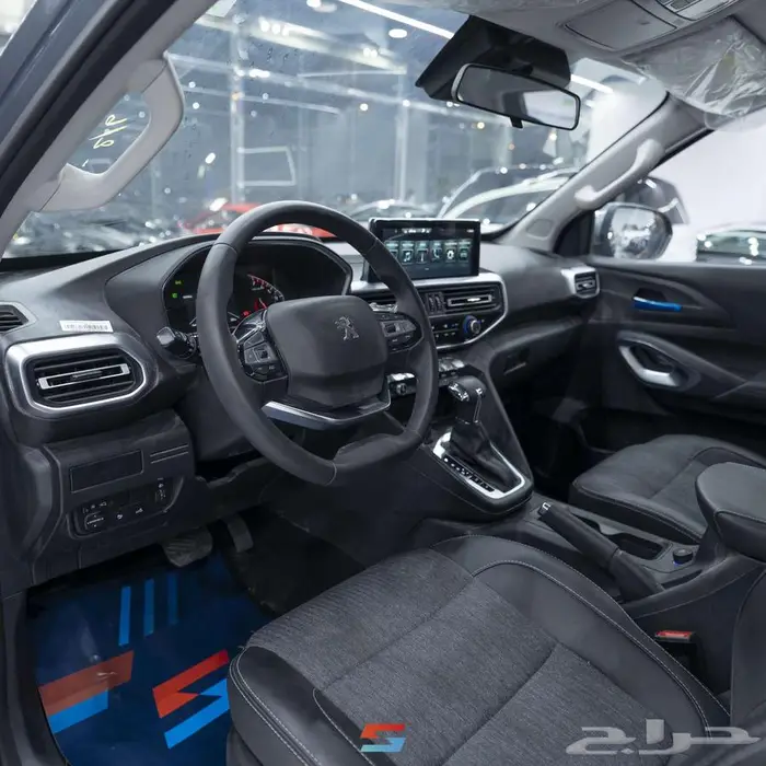 بيجو لاند تريك جير اتوماتيك بنزين دبل موديل 2023 عرض خاص 14