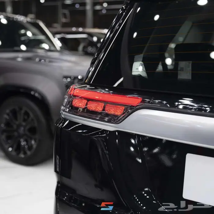 جيب كوماندر لمتد بلس موديل 2026 8