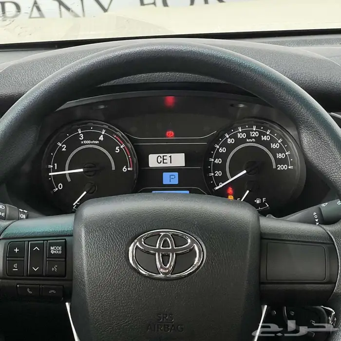 تويوتا هايلوكس DLX م2.4. دبل ديزل بريمي 2025 10