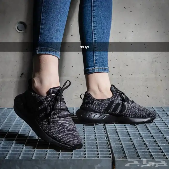 شوزات رياضية ماركات أصلية باسعار التصفية 7