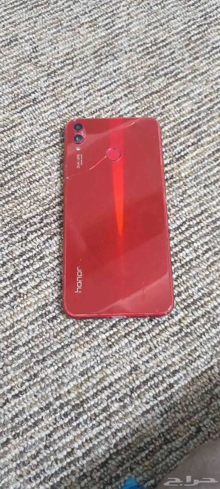 جوال هونر X 8. 128 قيقا رام6 السعر 300 جوال نظيف لا يشكو 0