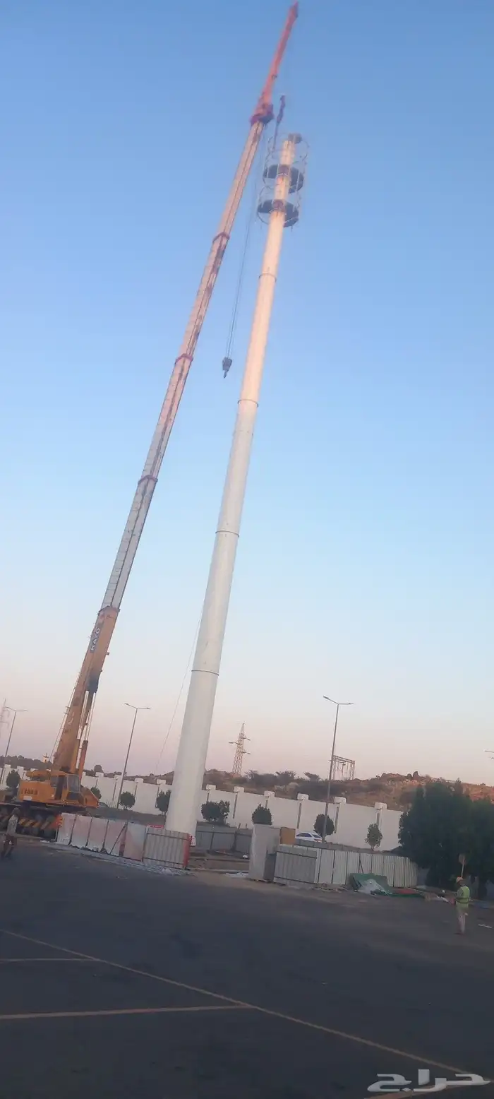 كرين للايجار120طن 50طن وجميع المقسات 7