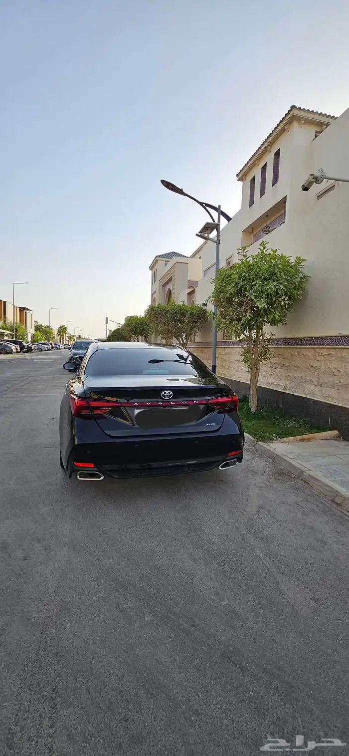 للبيع أفالون 2021 منوة المستخدم ولا مانع بالبدل المناسب 8