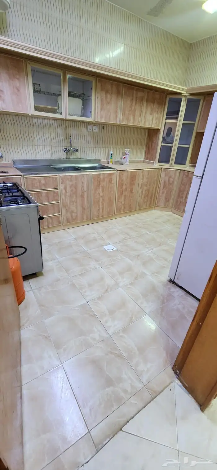 شقه نظيفه مؤثثه للايجار 4