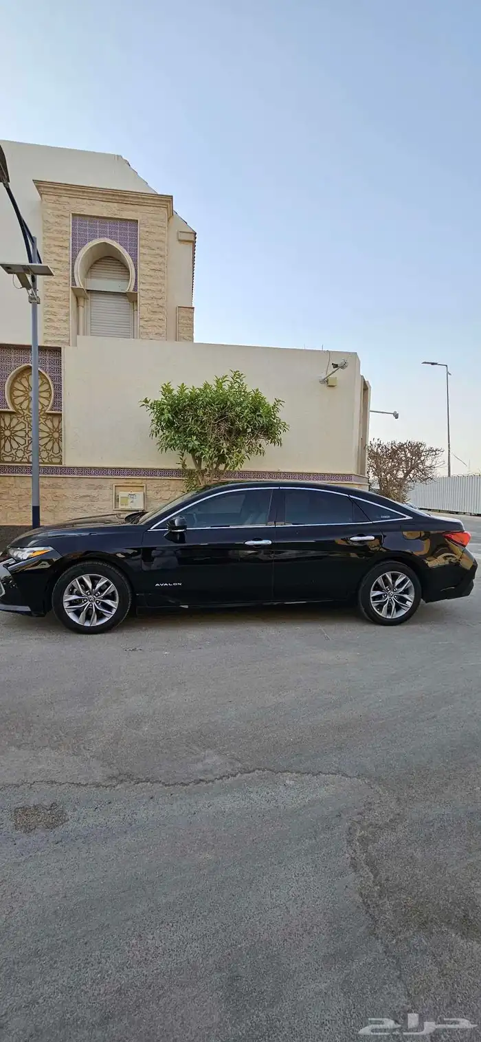 للبيع أفالون 2021 منوة المستخدم ولا مانع بالبدل المناسب 2