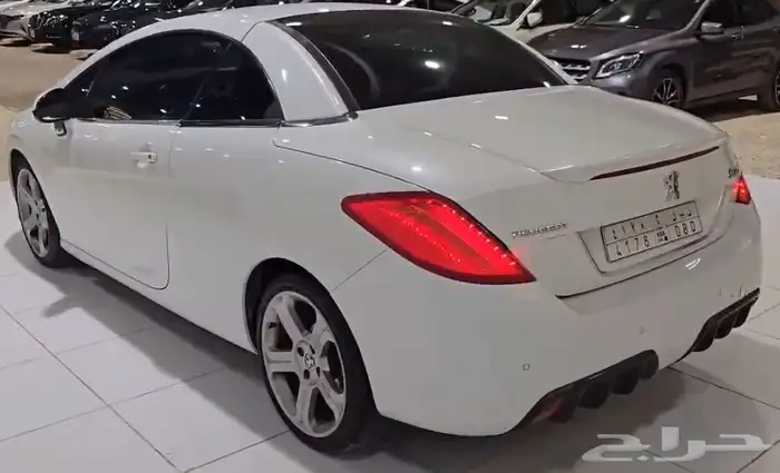 سيارة بيجو كشف 308 13