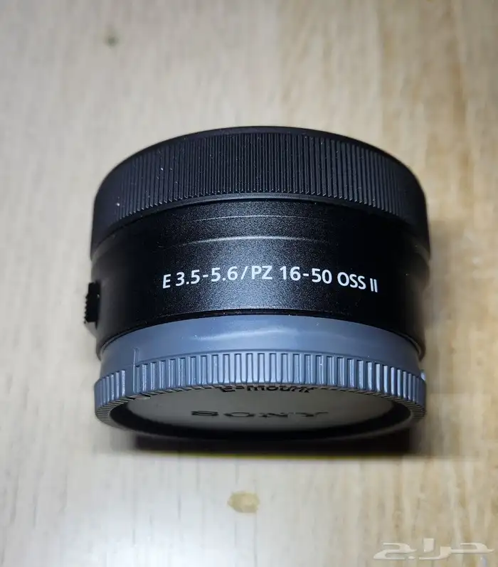 عدسة كاميرا سوني 1