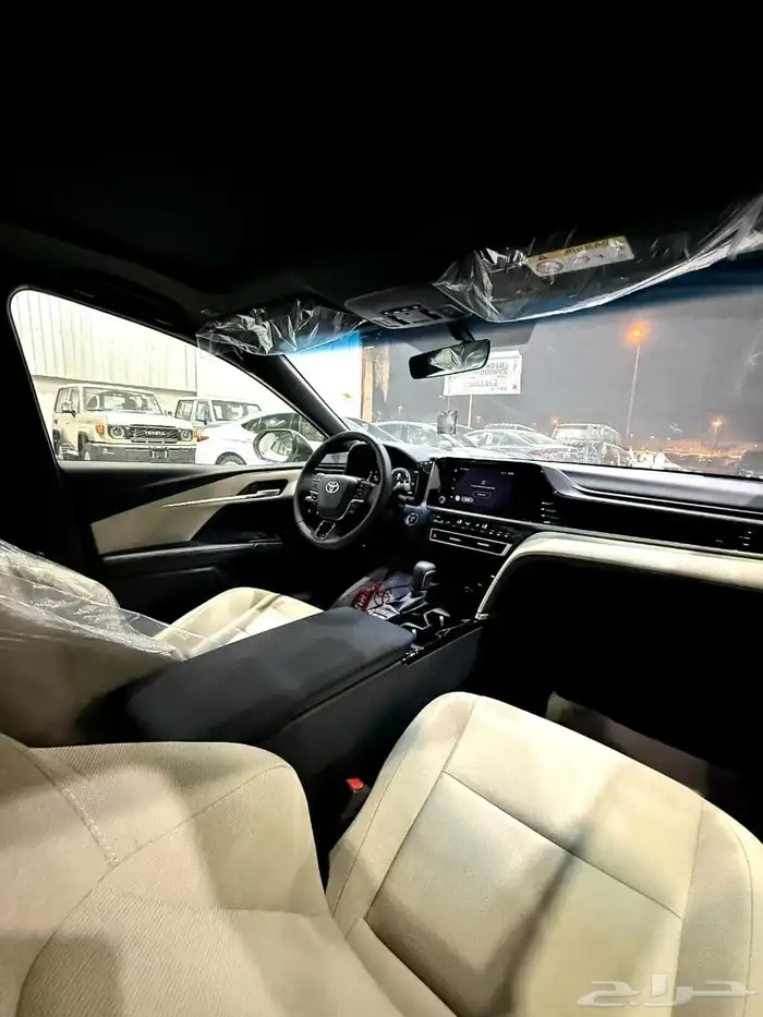 تويوتا كامري فتحه هايبرد Le 2025 7