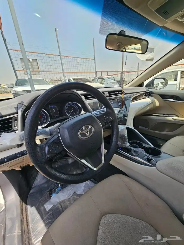 تشليح كامري لبيع قطع غيار مديل 2020 9