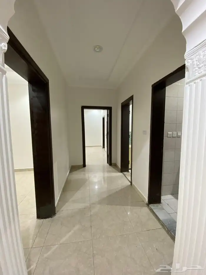 شقه للايجار في حي الصفا غرفتين 4