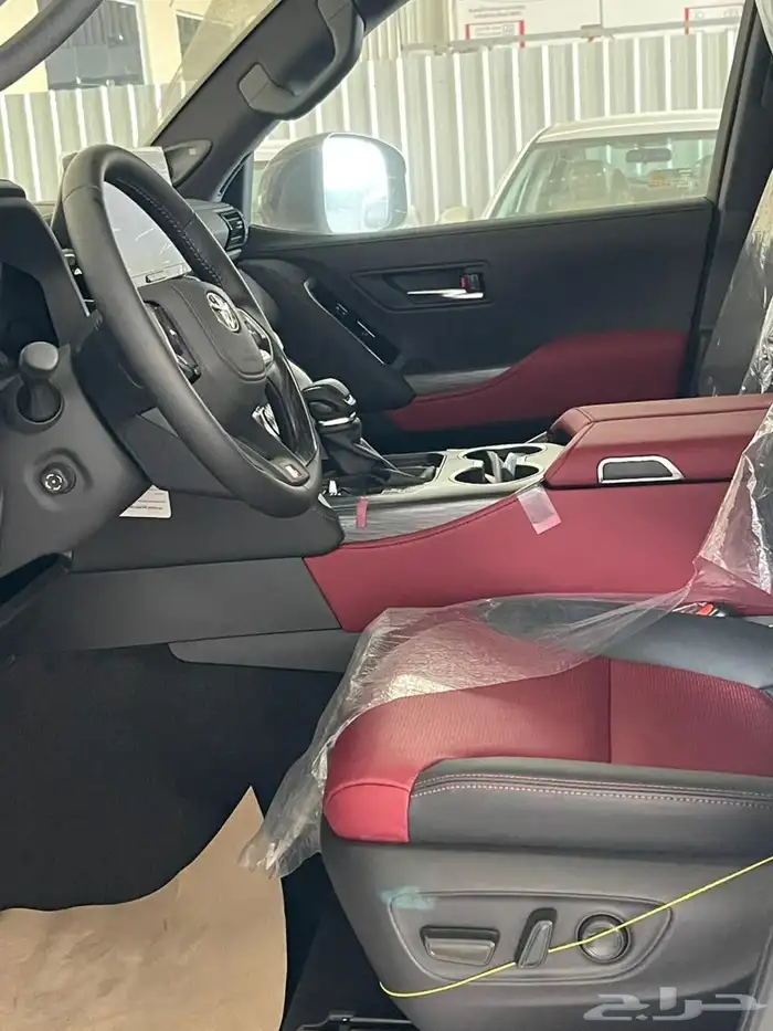 لاندكروزر GR فل بريمي 2025 8