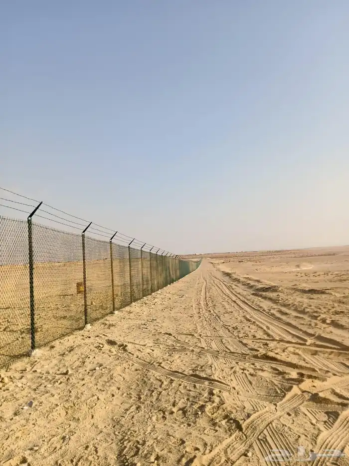 مقاول جميع الاعمال شبوك هناقر مظلات سواتر 7