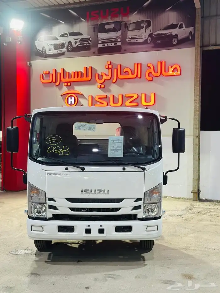 شاحنة ايسوزو 5طن شاص 5.67متر موديل 2026 ياباني 1