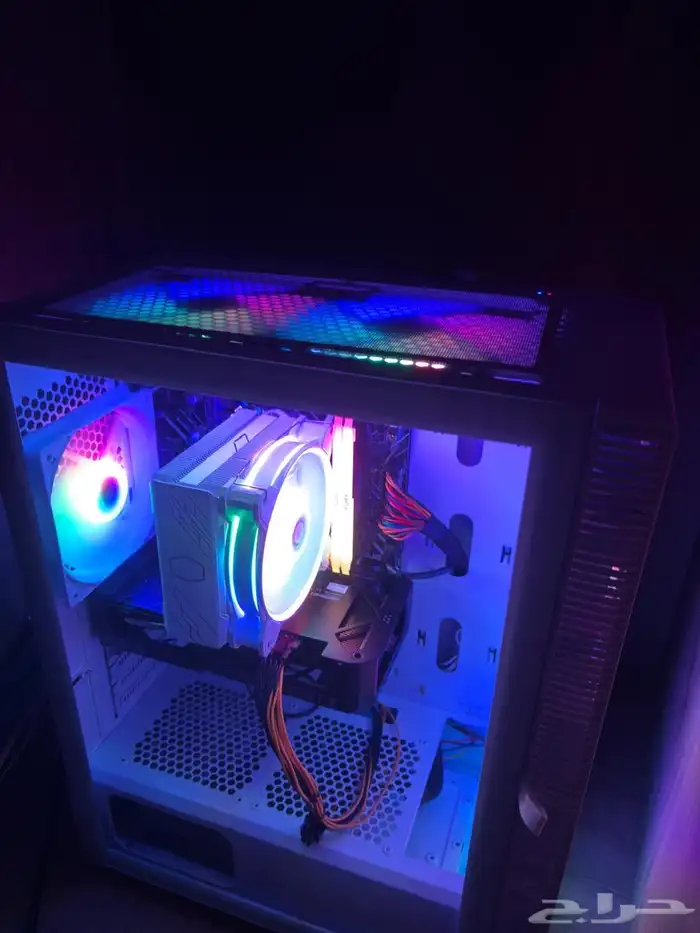للبيع كمبيوتر تجميعة قوية للألعاب والتصميم 0