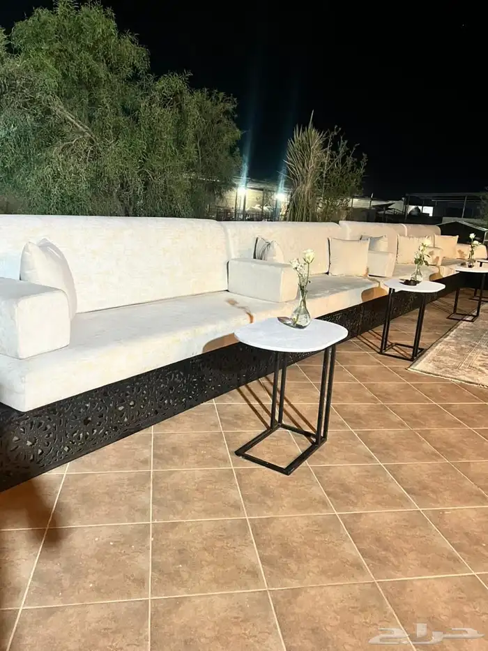 تاجير كراسي طاولات 3