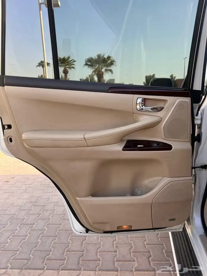 لكزس LX570 مالك واحد 15