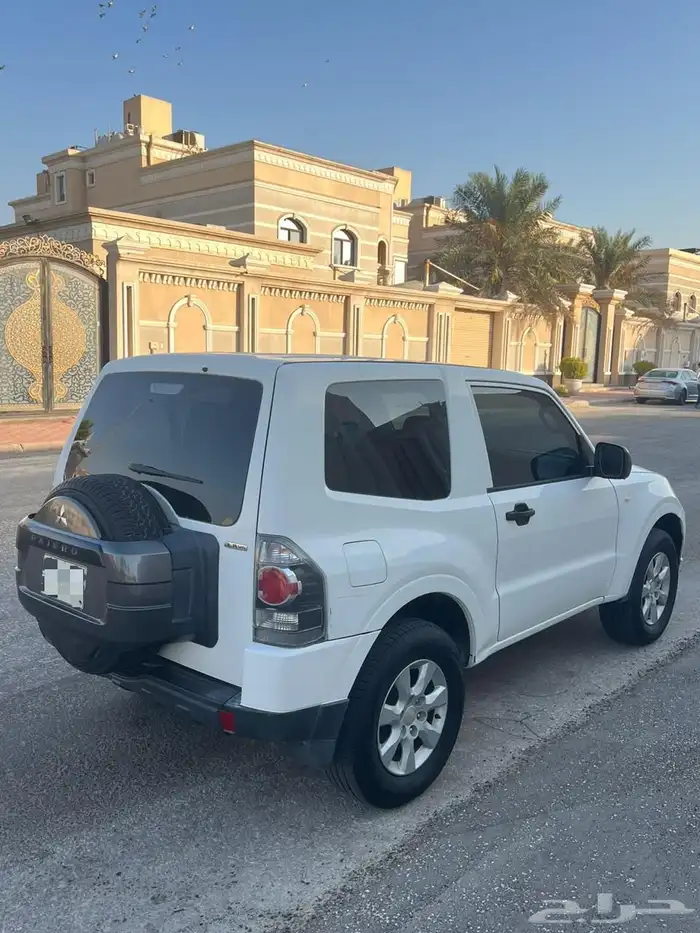 ميتسوبيشي باجيرو ربع 2014 5