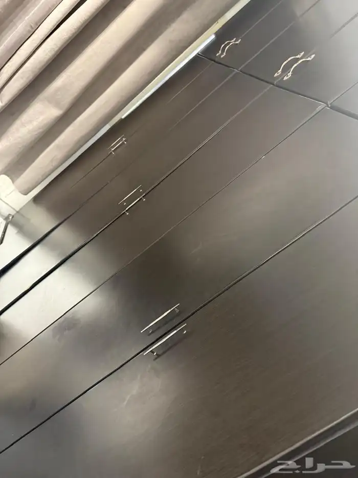 الخبر العقربية خصم حالا خزانة ثمان باب فوق وتحت للبيع العاجل 5